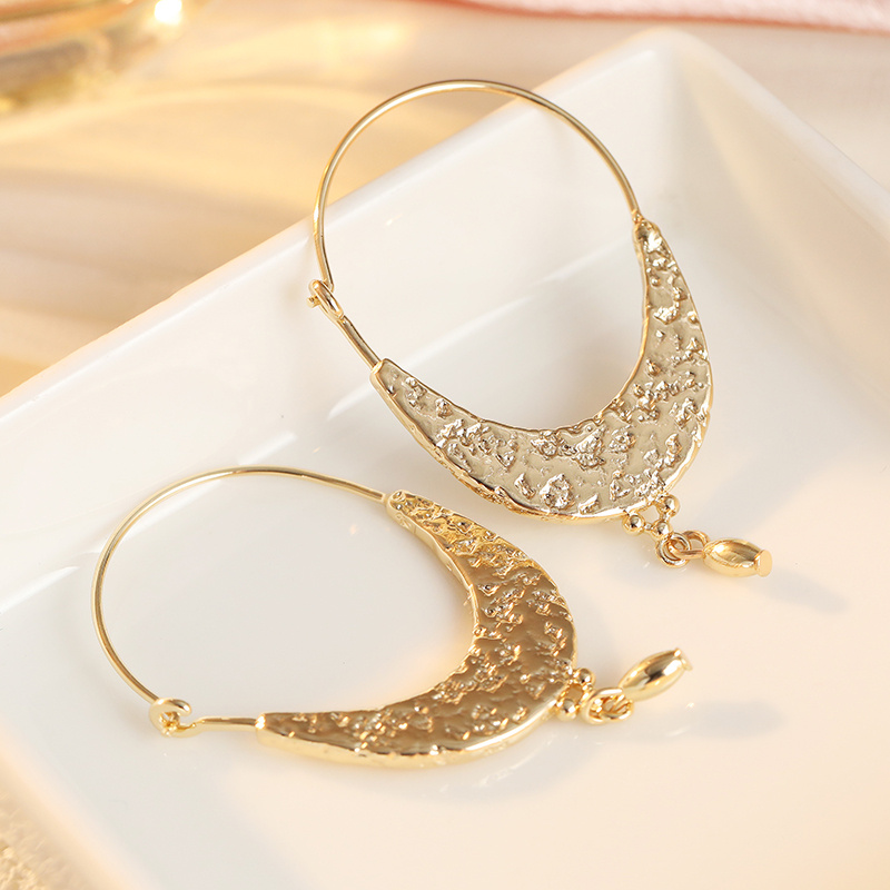 Women's Vintage Hammered Crescent Moon Hoop Dangle Earrings
